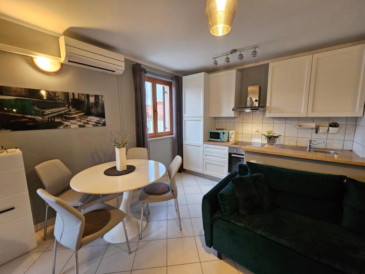 Apartment Gloria Rovinj Exterior photo