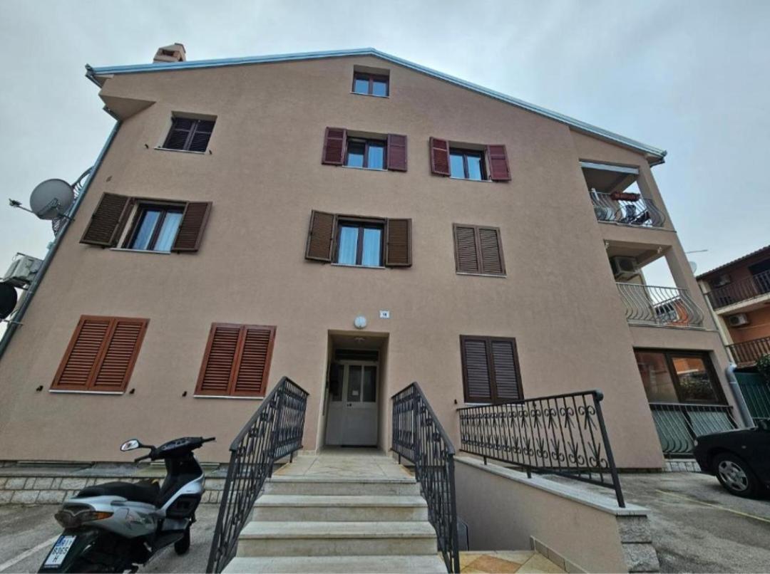 Apartment Gloria Rovinj Exterior photo